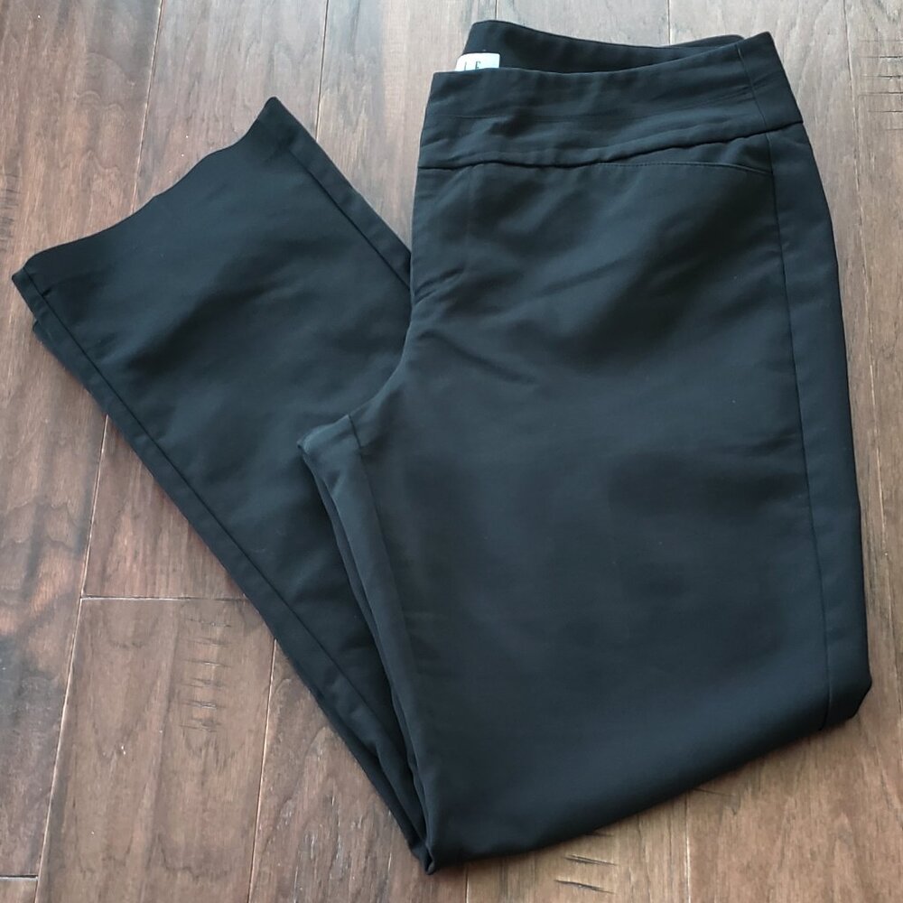 Elle Women's Black Dress Pants Sz.14